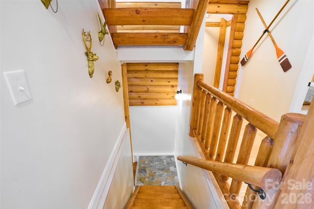 153 Chetan Way, Lake Lure, NC 28746