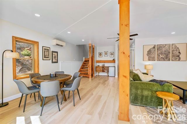 153 Chetan Way, Lake Lure, NC 28746