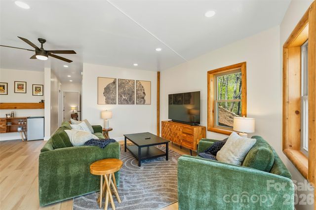153 Chetan Way, Lake Lure, NC 28746