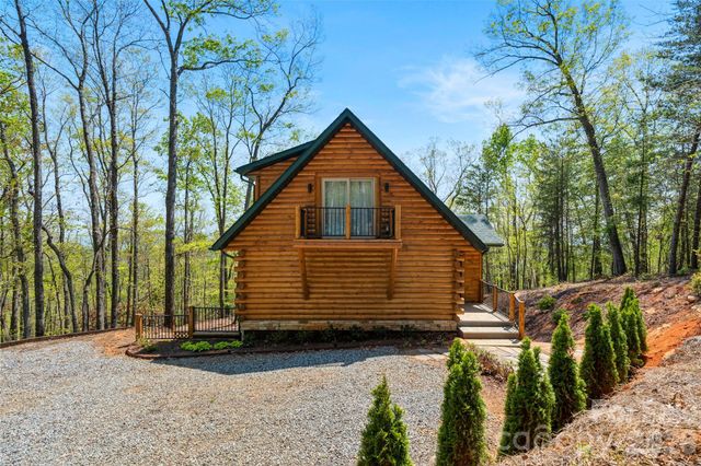 153 Chetan Way, Lake Lure, NC 28746