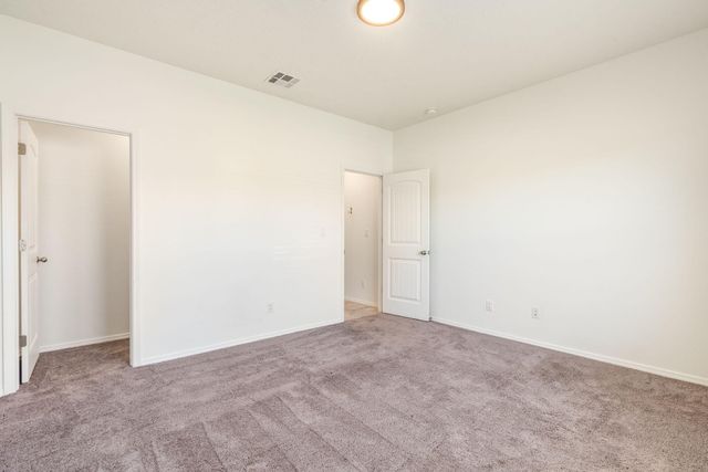 3888 Kodiak Road NE, Rio Rancho, NM 87144