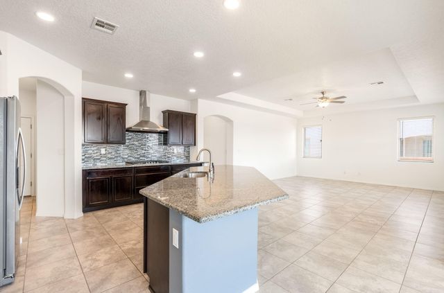 3888 Kodiak Road NE, Rio Rancho, NM 87144
