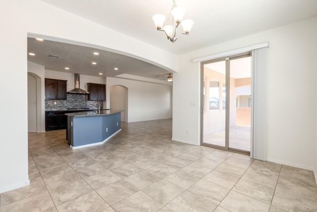 3888 Kodiak Road NE, Rio Rancho, NM 87144