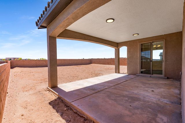 3888 Kodiak Road NE, Rio Rancho, NM 87144