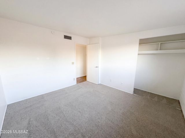 8421 E Balfour Drive, Tucson, AZ 85710