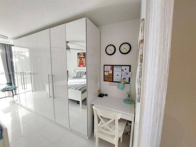 3375 N Country Club Dr 103, Aventura, FL 33180