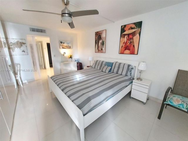 3375 N Country Club Dr 103, Aventura, FL 33180