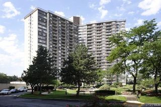 2 Bay Club PH-C, Bayside, NY 11360