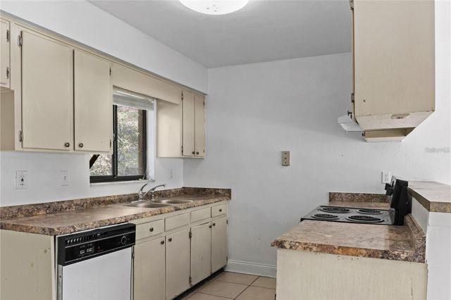 713 SW 69TH STREET, Gainesville, FL 32607