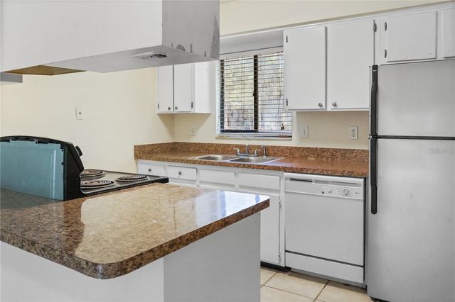 713 SW 69TH STREET, Gainesville, FL 32607