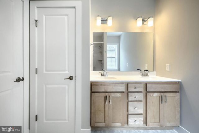 106 MADISON DR, Mechanicsburg, PA 17055