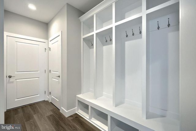 106 MADISON DR, Mechanicsburg, PA 17055