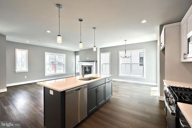 106 MADISON DR, Mechanicsburg, PA 17055