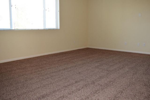 935 Mono St, Manteca, CA 95337