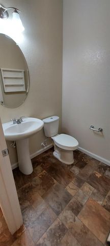 935 Mono St, Manteca, CA 95337