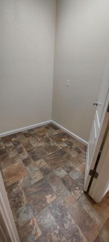 935 Mono St, Manteca, CA 95337