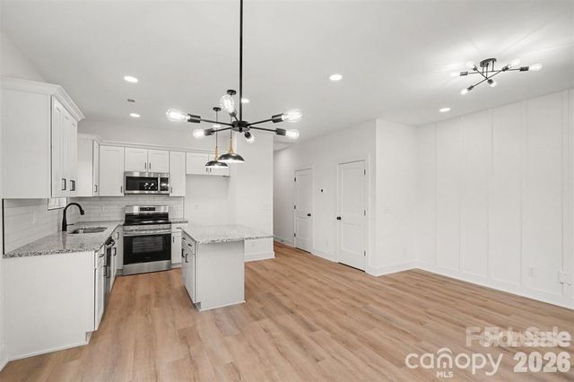 7523 Lawyers Road, Charlotte, NC 28227