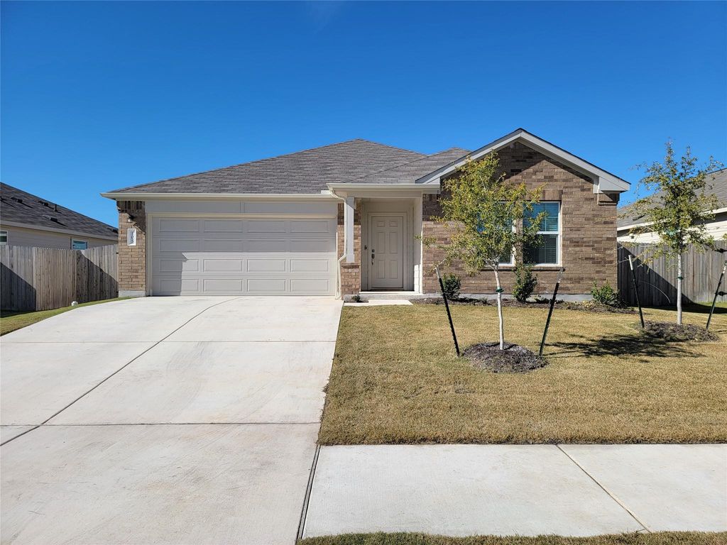 105 Ulmus ST, Hutto, TX 78634