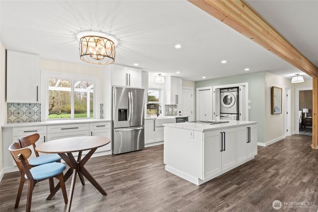 3984 Bancroft Road, Bellingham, WA 98225