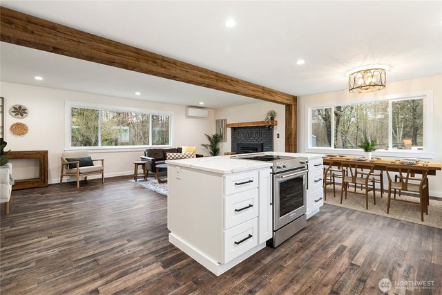 3984 Bancroft Road, Bellingham, WA 98225