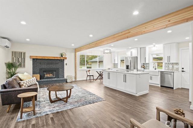 3984 Bancroft Road, Bellingham, WA 98225