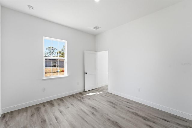 16218 SW 27TH TERRACE ROAD, Ocala, FL 34473