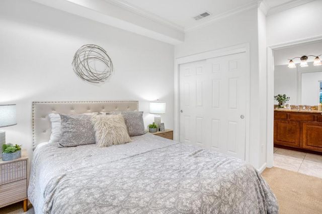 2219 Woodberry Lane, Mountain View, CA 94043