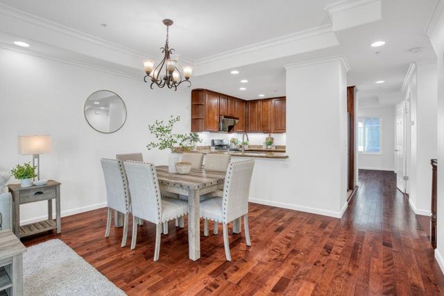 2219 Woodberry Lane, Mountain View, CA 94043