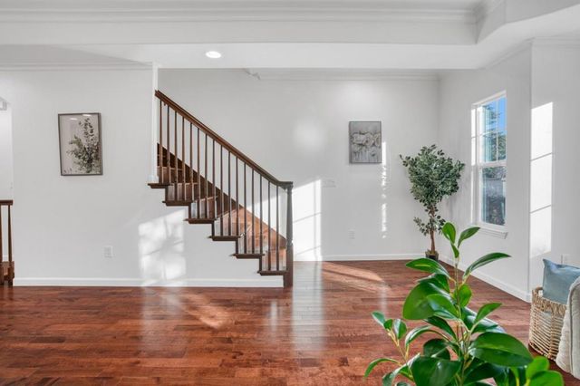 2219 Woodberry Lane, Mountain View, CA 94043