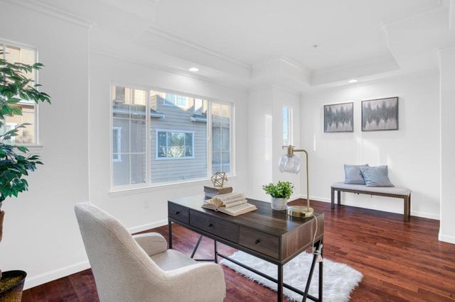 2219 Woodberry Lane, Mountain View, CA 94043