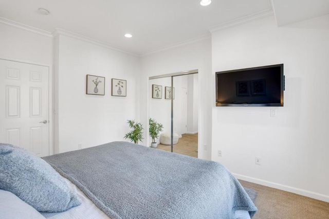 2219 Woodberry Lane, Mountain View, CA 94043