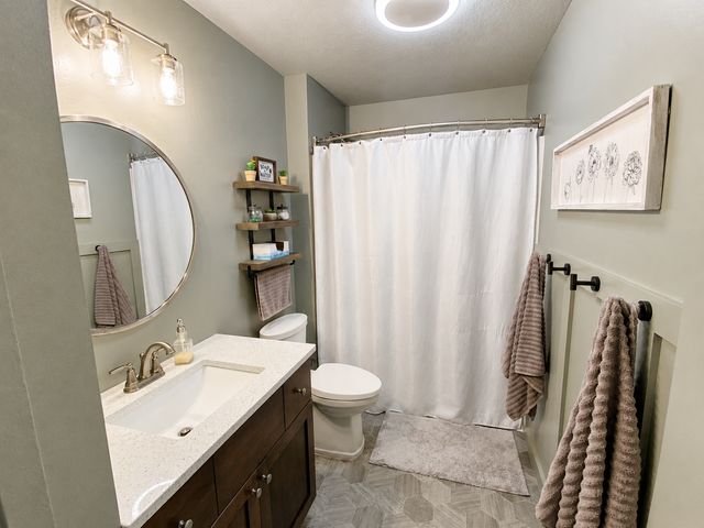 18880 Tyler Street NW, Elk River, MN 55330