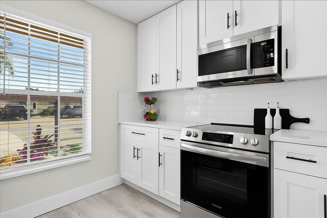 769 Nantucket Circle, Lake Worth, FL 33467