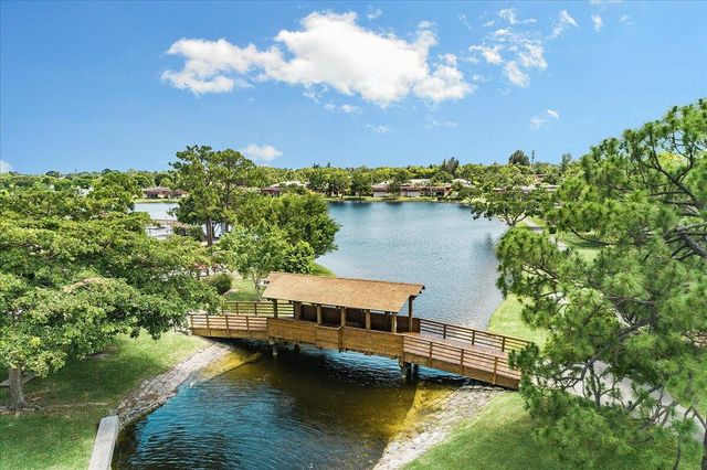 769 Nantucket Circle, Lake Worth, FL 33467