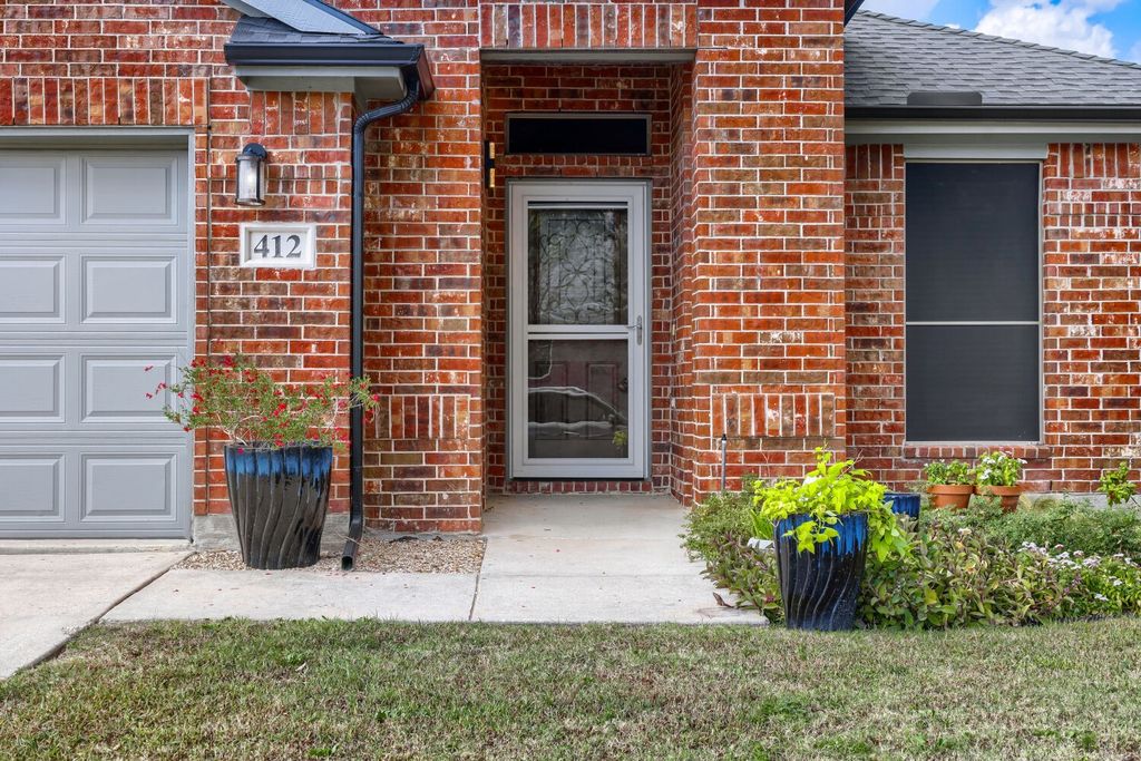 412 Crossbill Lane, Little Elm, TX 75068 — photo 4