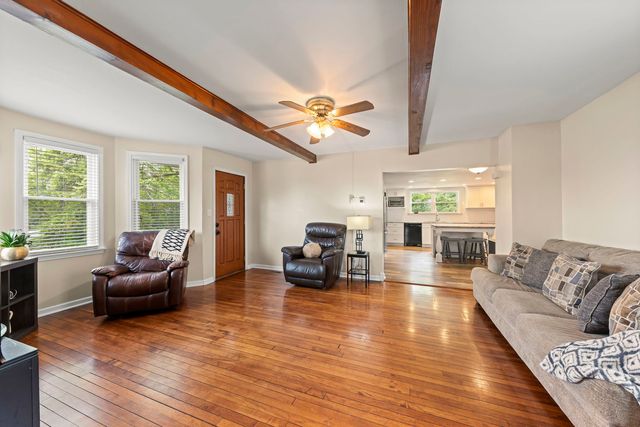 17811 Harwood Avenue, Homewood, IL 60430