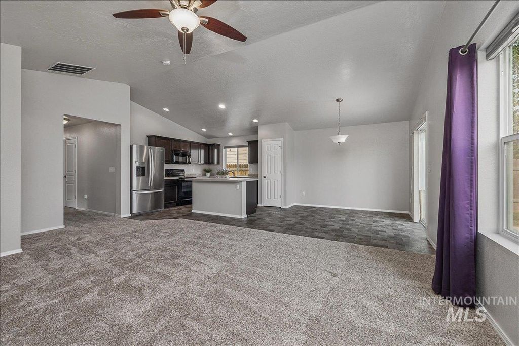 11742 Wilmington St, Caldwell, ID 83605 photo 4