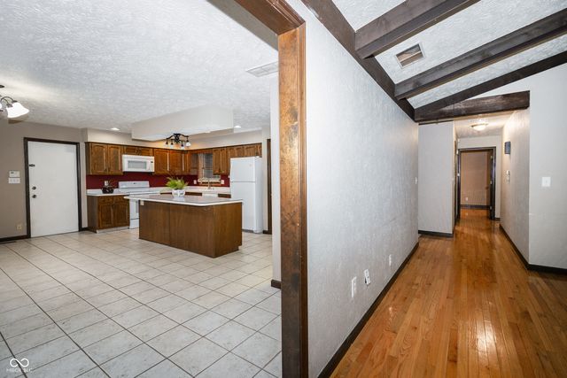 7942 Continental Drive, Mooresville, IN 46158