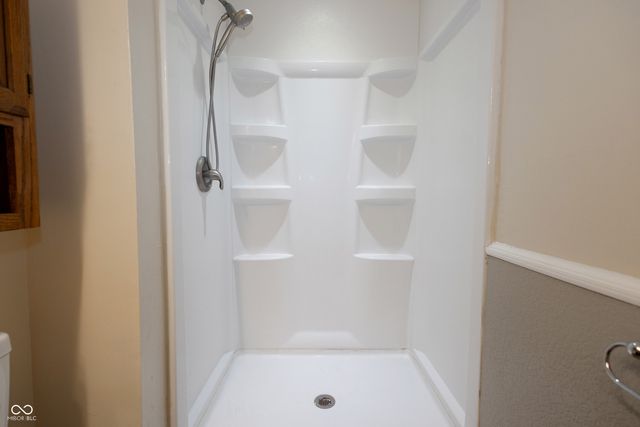 7942 Continental Drive, Mooresville, IN 46158