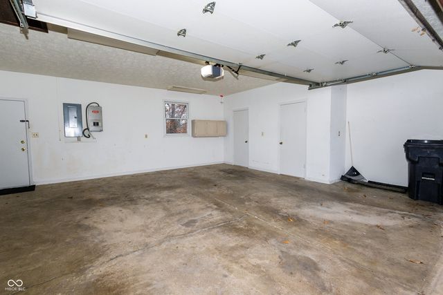 7942 Continental Drive, Mooresville, IN 46158