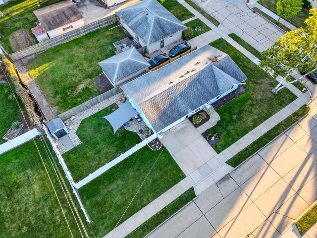 1919 WINCHESTER AVENUE, Oshkosh, WI 54901