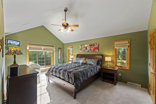 628 Sedge Meadow COURT, Oconomowoc, WI 53066