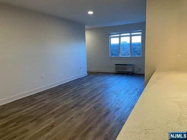 205 Stuyvesant Avenue 203, Lyndhurst, NJ 07071