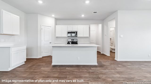 13662 Gunnison Quartz, San Antonio, TX 78253