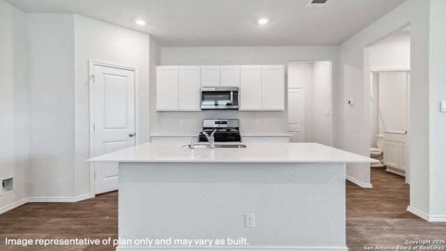 13662 Gunnison Quartz, San Antonio, TX 78253