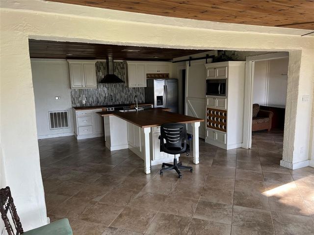 17313 W BEACH RD, Austin, TX 78734