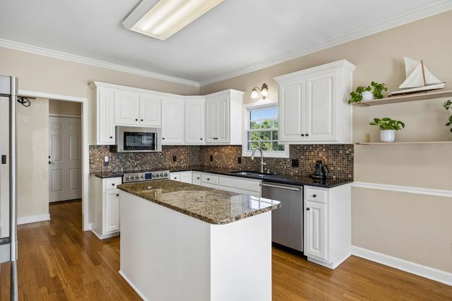 3016 Harrah Dr, Spring Hill, TN 37174