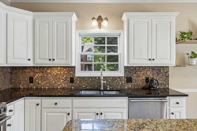 3016 Harrah Dr, Spring Hill, TN 37174