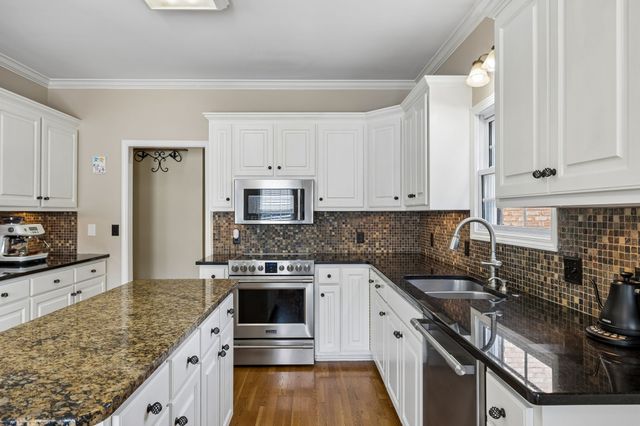 3016 Harrah Dr, Spring Hill, TN 37174