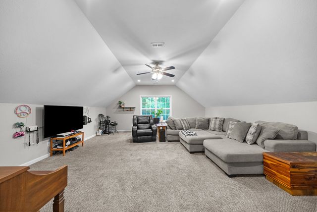2685 Mockingbird Hill Road, Palmyra, TN 37142
